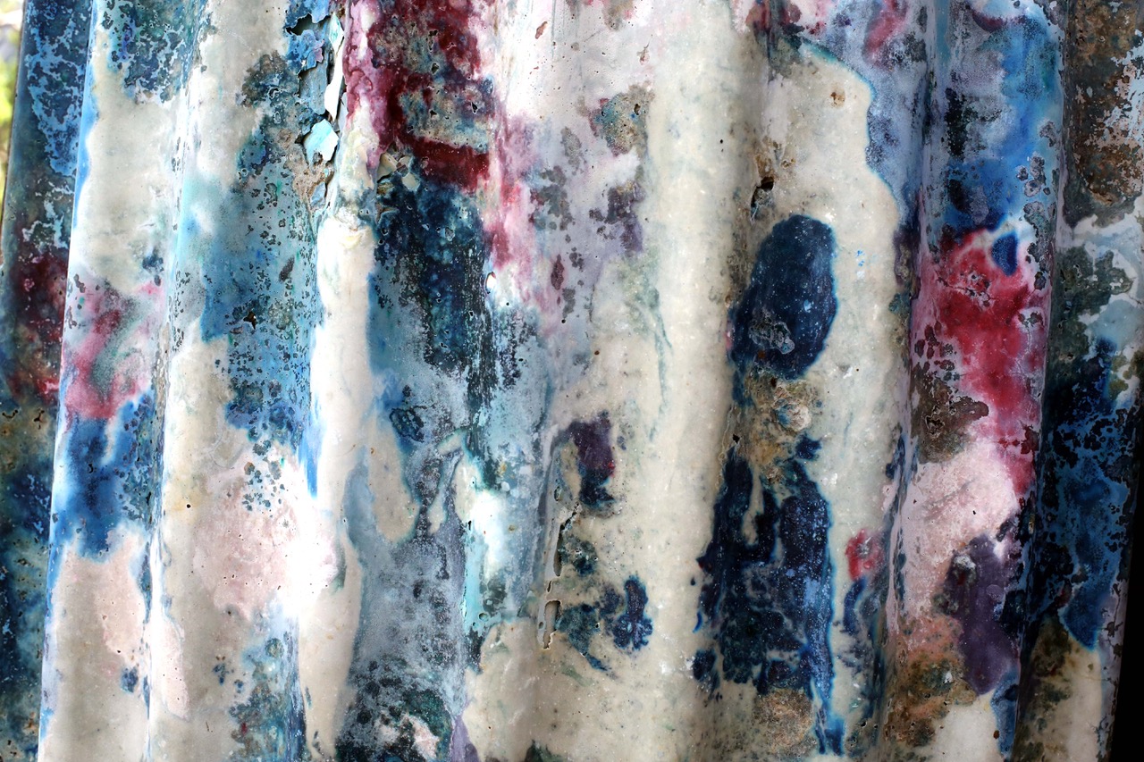 gigantic pile detail