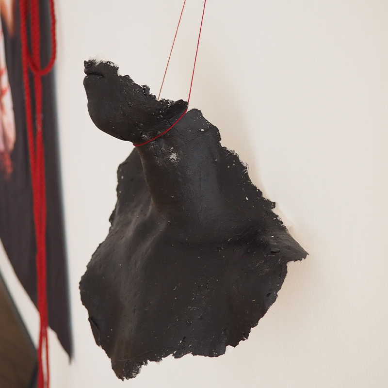 Tension Holding Image 004